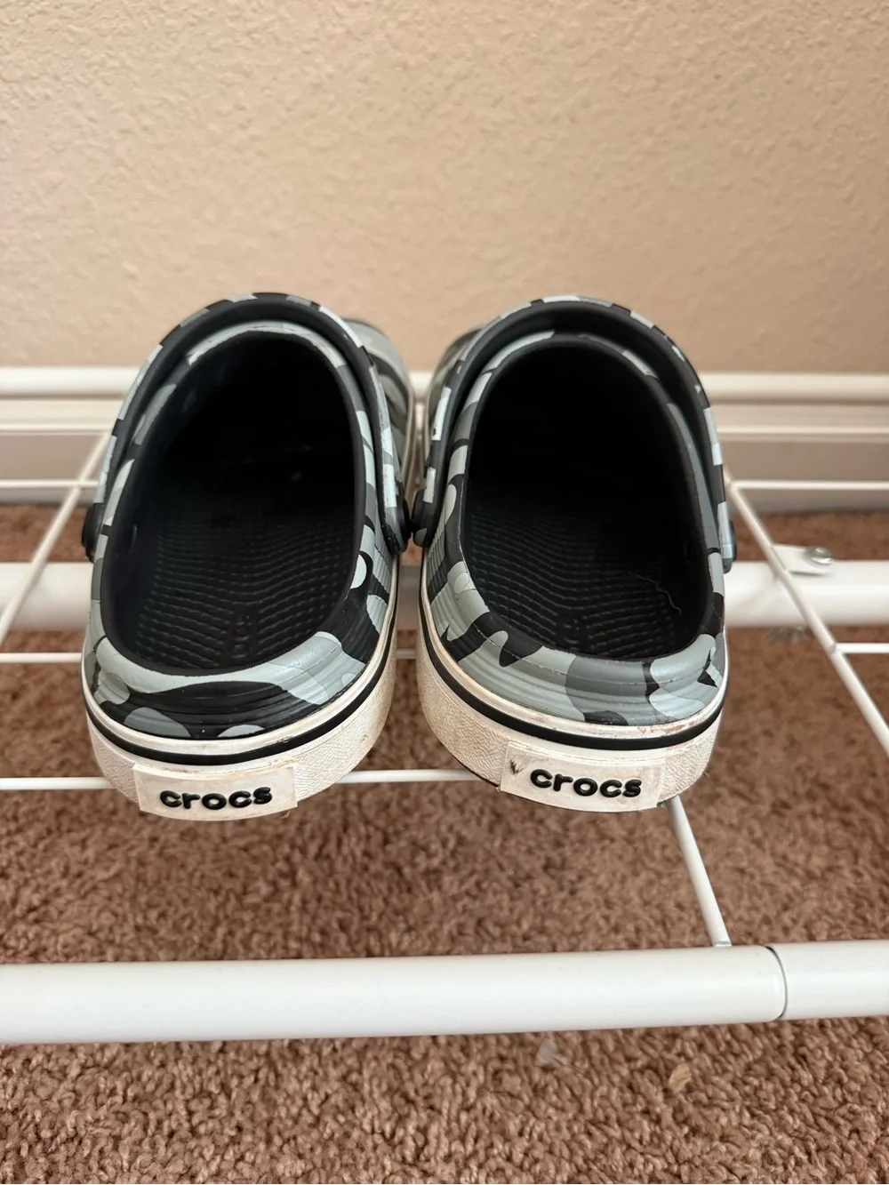 CROCS Kids' Camo Slip-On Clog - Gray & Black